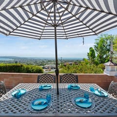 The Pacific Lookout | Panoramic Bay & Ocean Views!